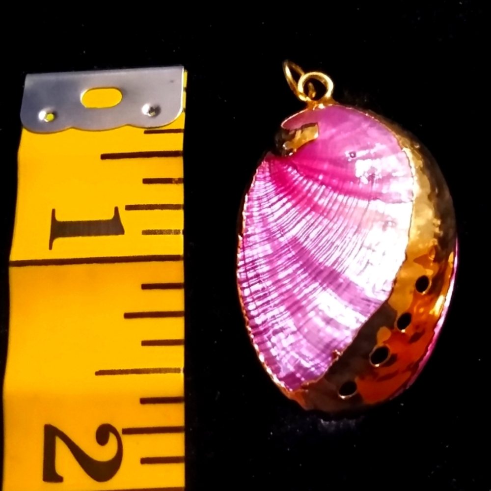 Pink Gold Trimmed Seashell Pendant